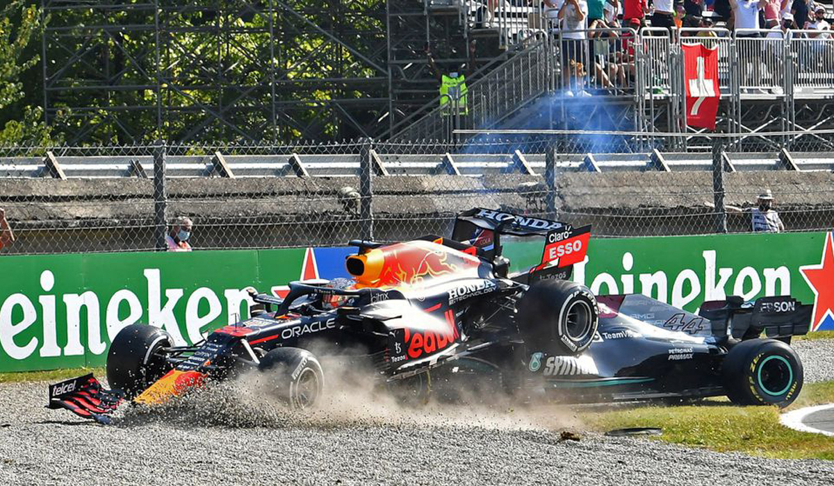 Hamilton and Verstappen blame each other for Monza crash